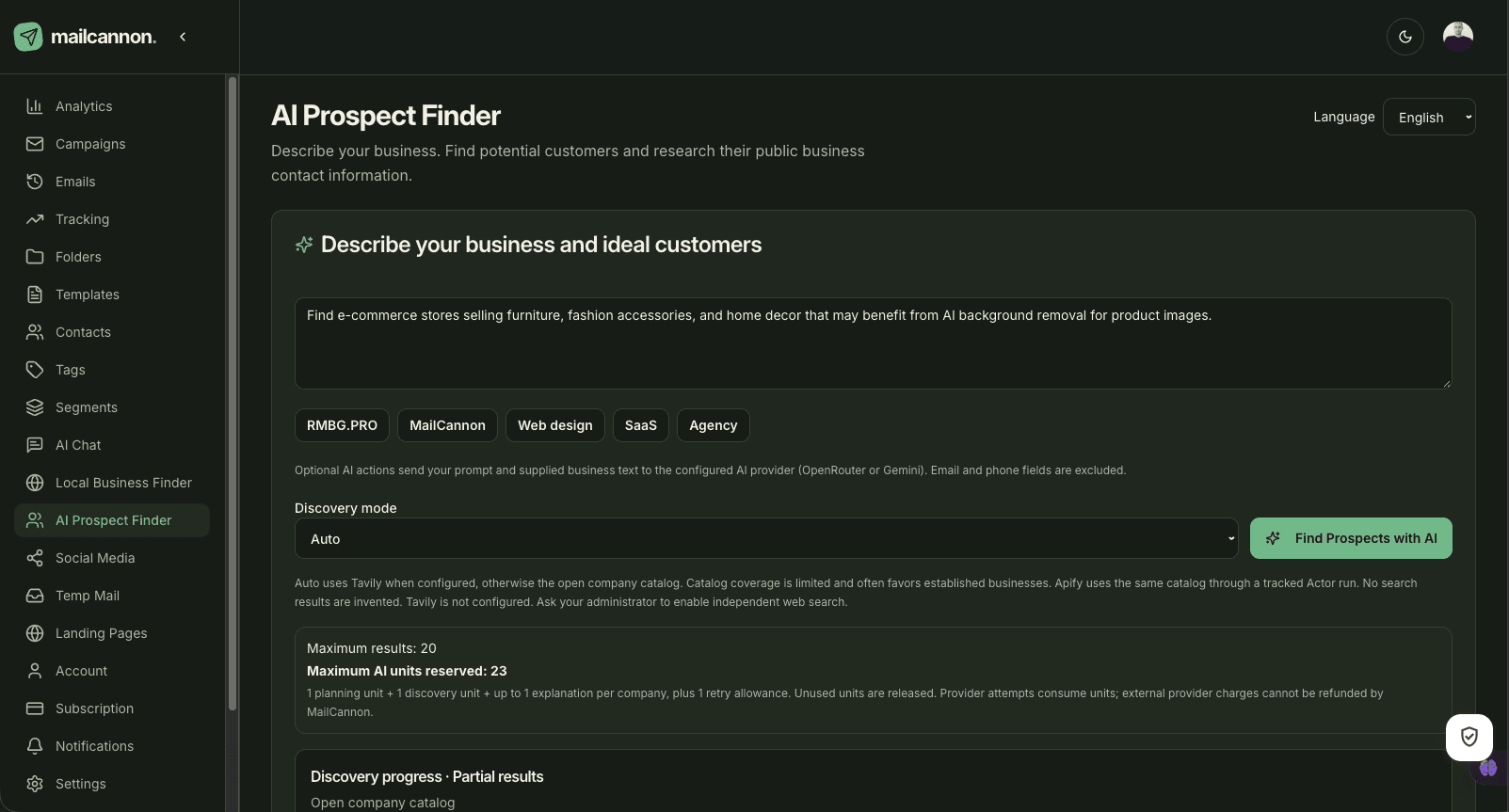شاشة الاكتشاف في AI Prospect Finder مع حقل وصف النشاط التجاري وأمثلة الطلبات ومحدد وضع الاكتشاف وزر Find Prospects with AI